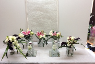 bouquet de la marié,fille d,honneur avec centre table 